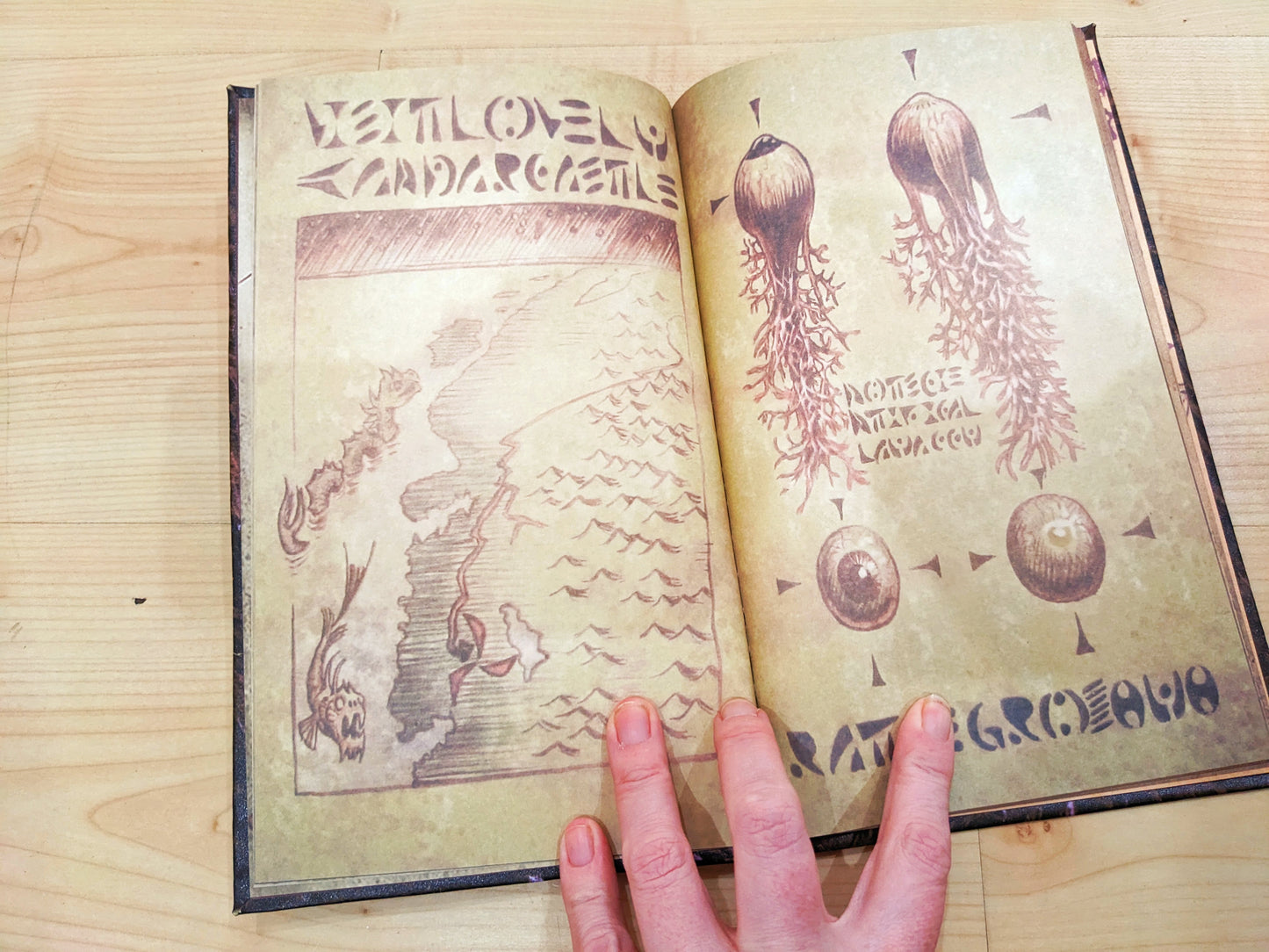 EVIL DEAD NECRONOMICON Fan book