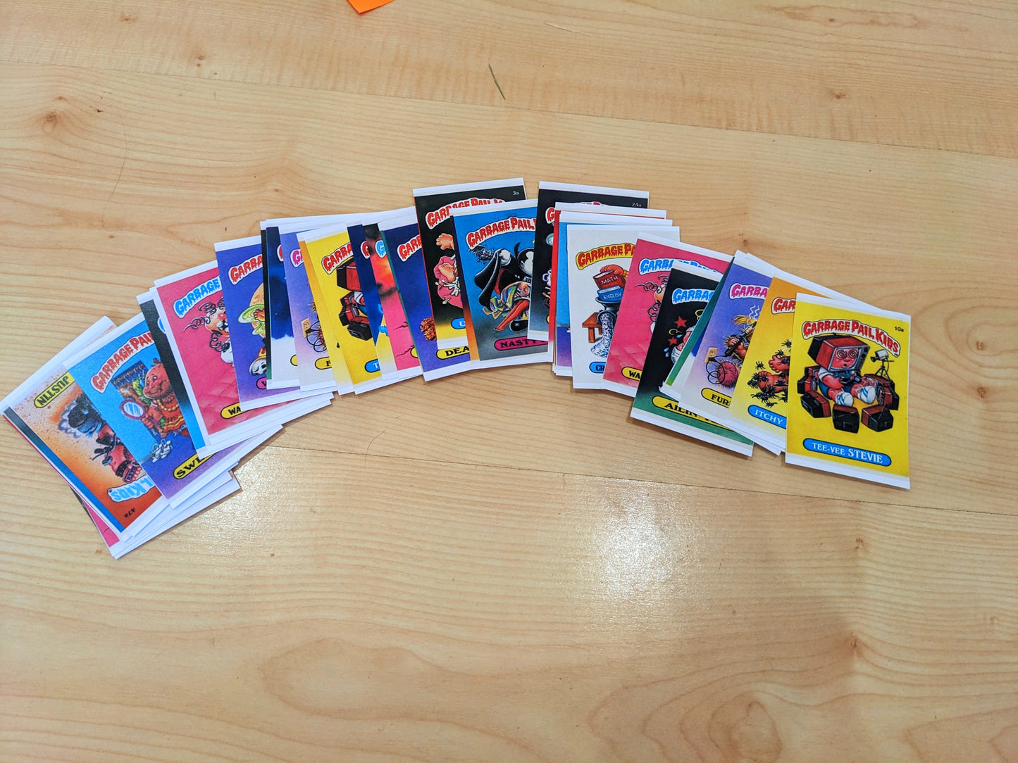 GARBAGE PAIL KIDS Cards