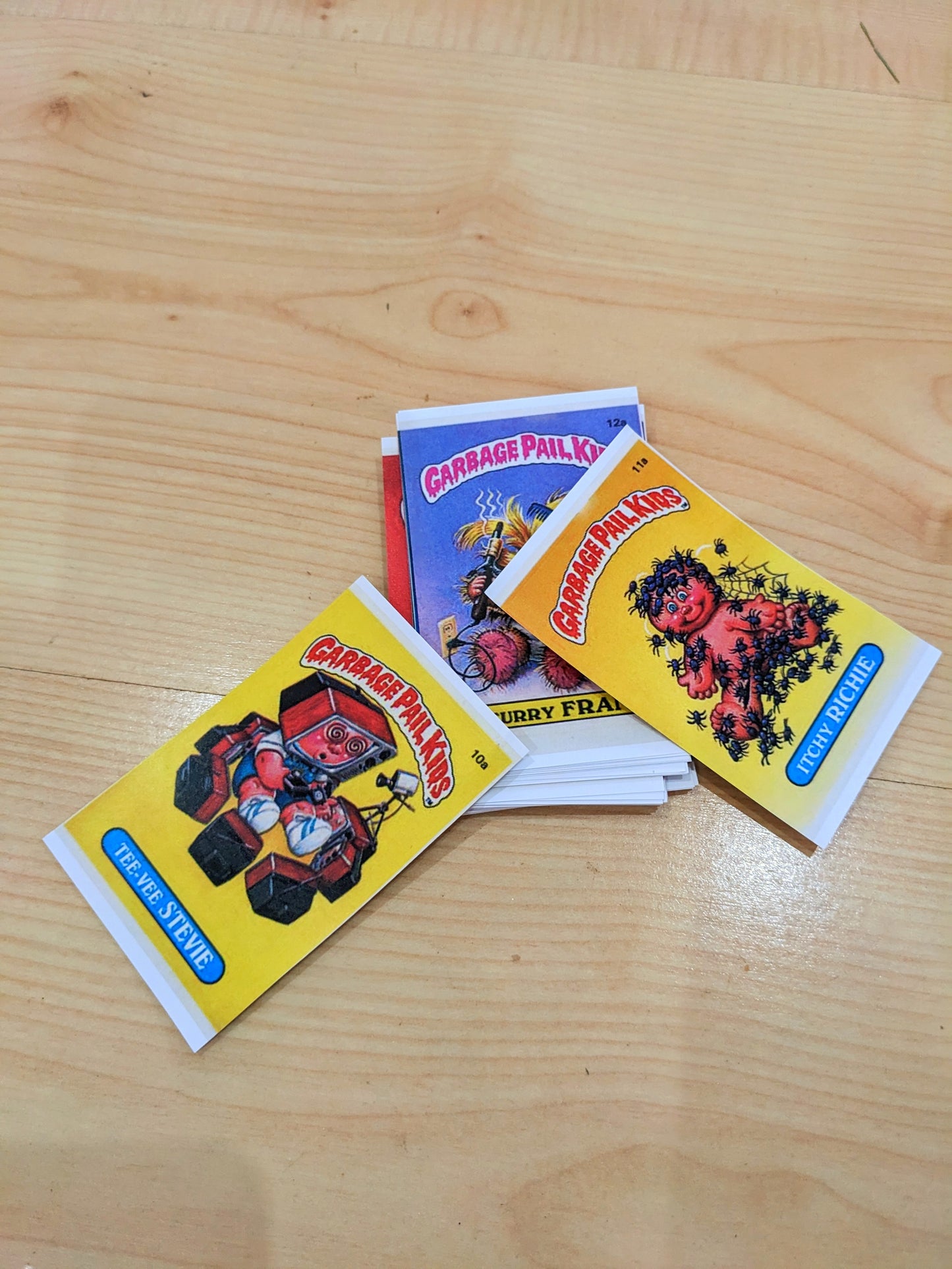 GARBAGE PAIL KIDS Cards