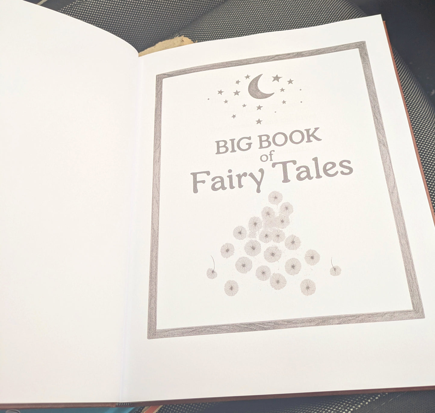 Barney the Dinosaur Big Book of Fairy Tales