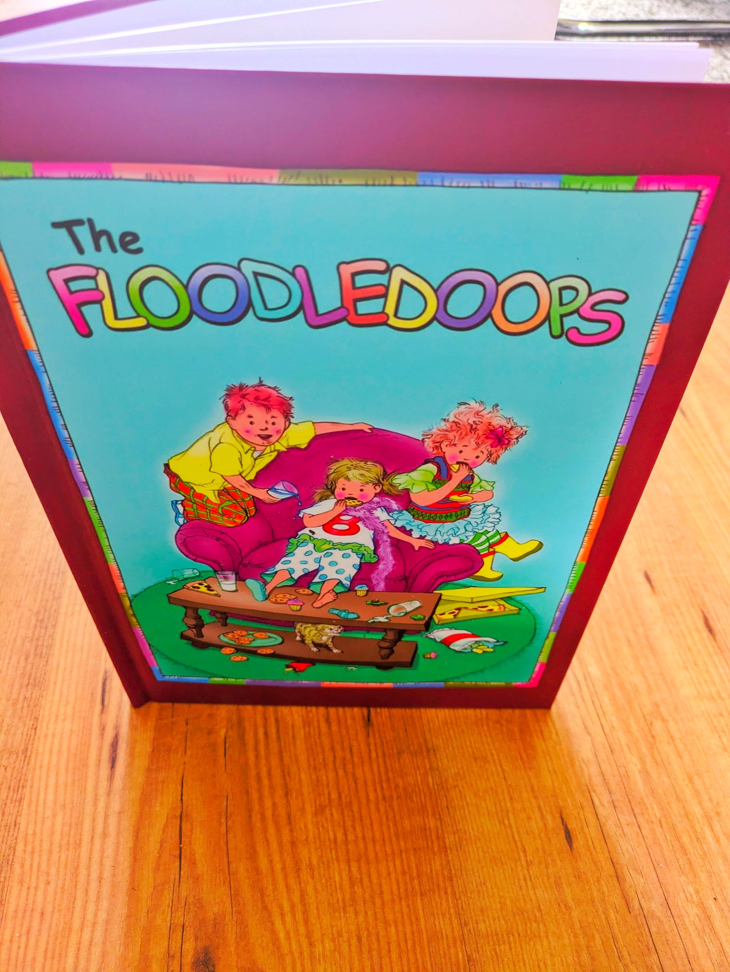 The Floodledoops - Barney Themed Book From the Show